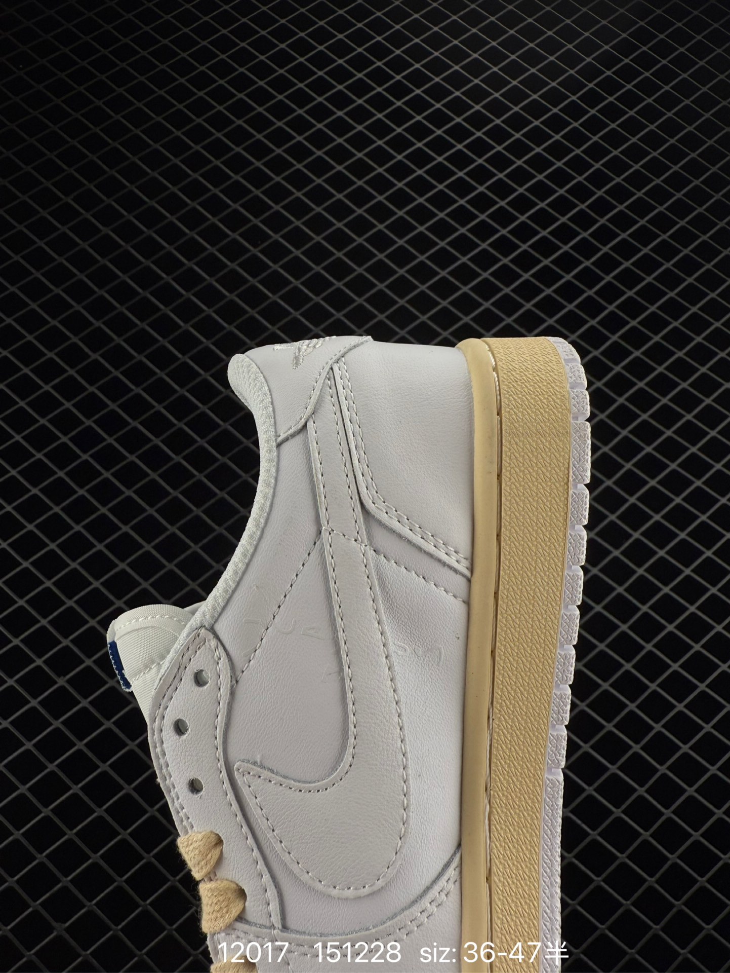 Travis Scott x Air Jordan 1 ” Reverse Mocha “